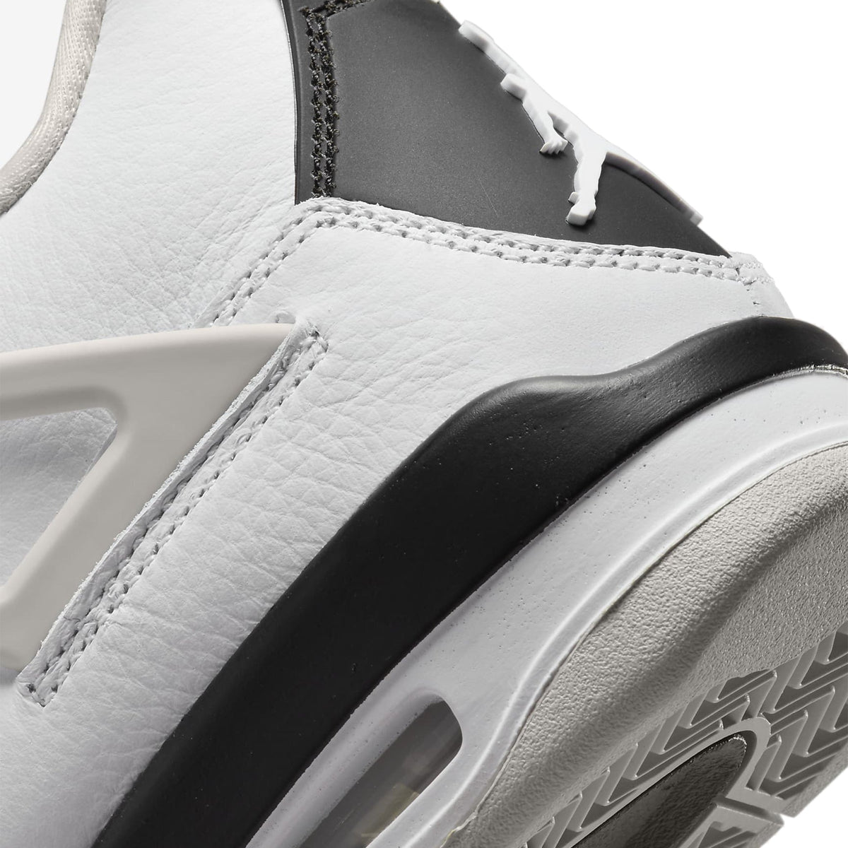 Air Jordan 4 Retro Military Black (GS) Sneakers - White