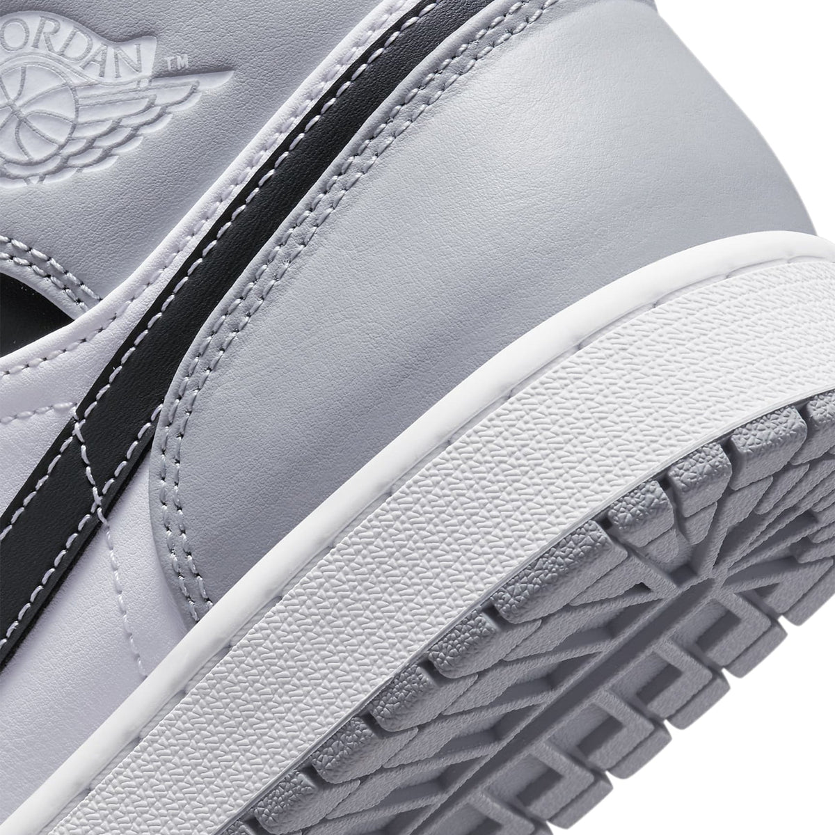 Air Jordan 1 Mid Light Smoke Grey Anthracite Sneakers