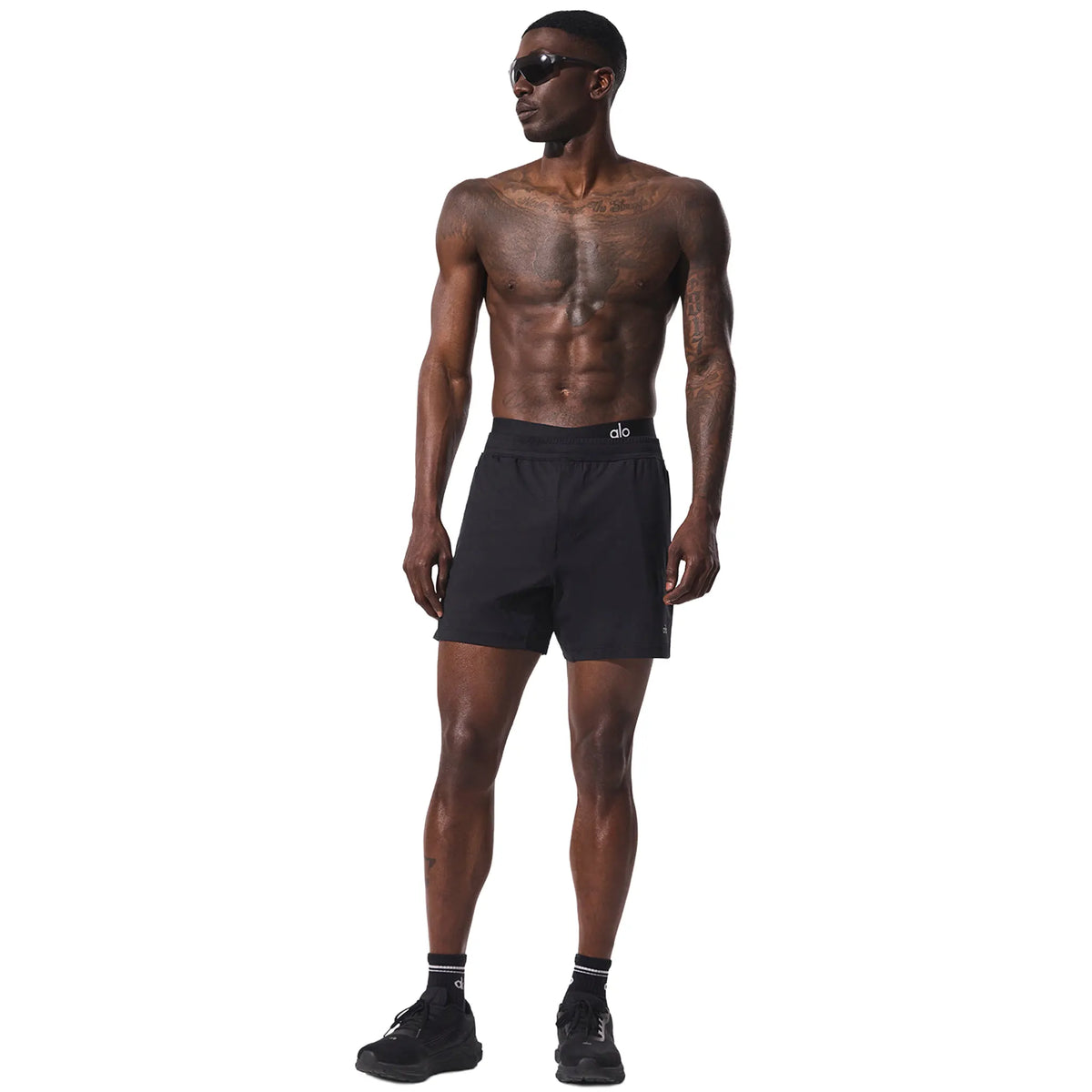 Alo Yoga 7inch Conquer React Performance Black Shorts