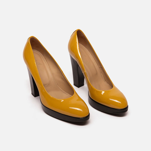 Hogan Yellow Patent Leather Pumps