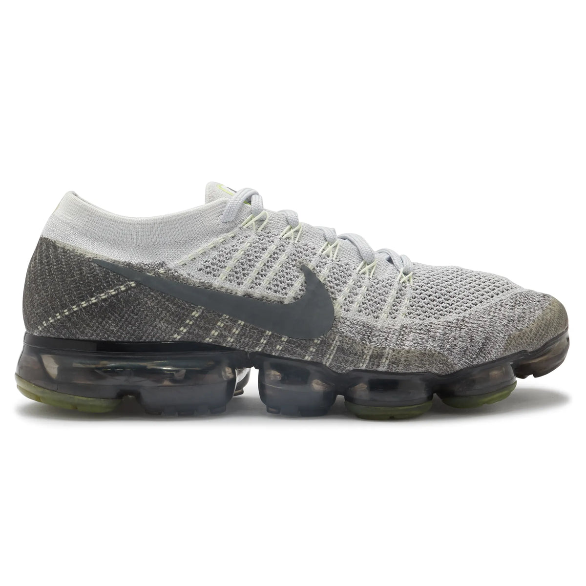 Preloved - Nike Air VaporMax Neon Sneakers