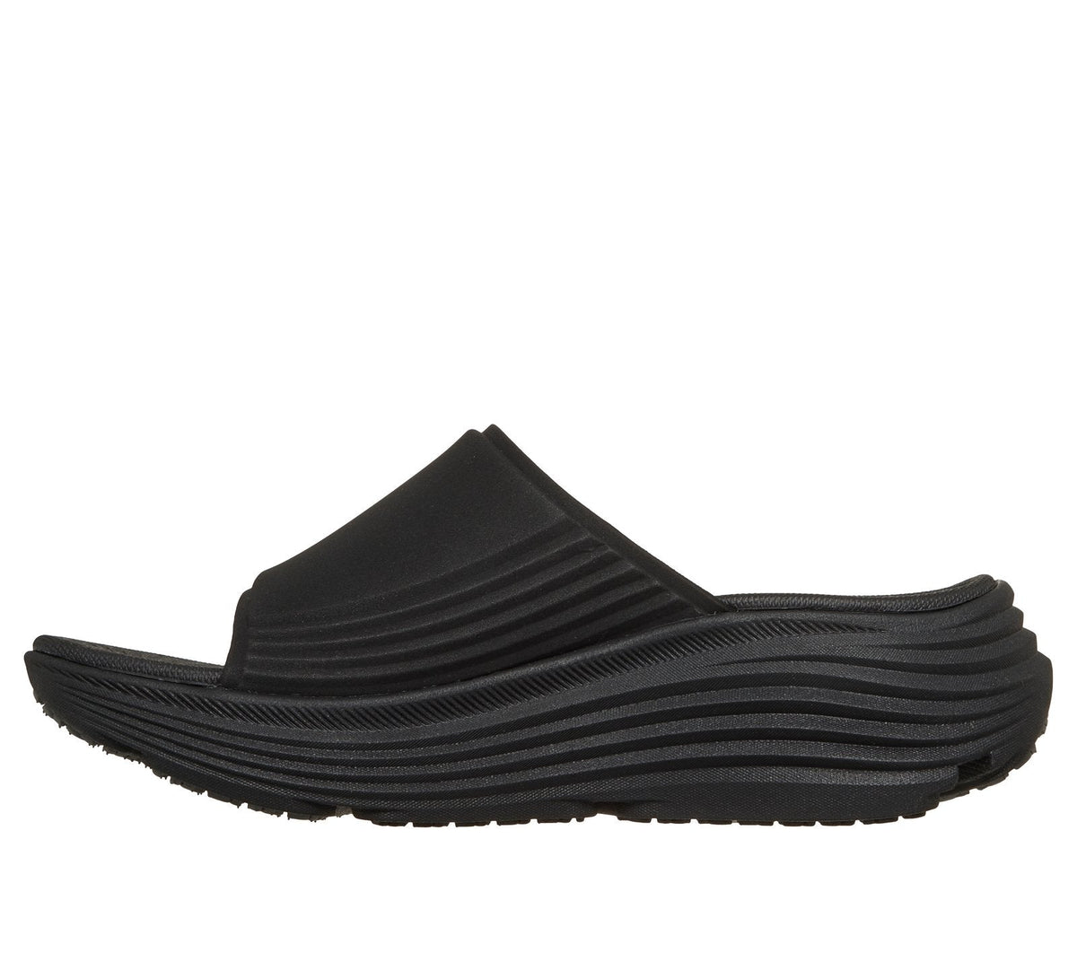Max Cushioning Endeavour Sandal - Esmie