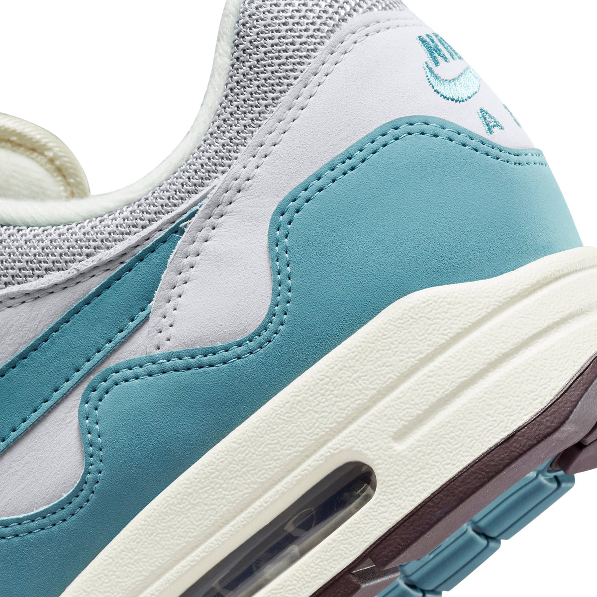 Nike Air Max 1 Patta Waves Noise Aqua (With Bracelet) Sneakers - Blue