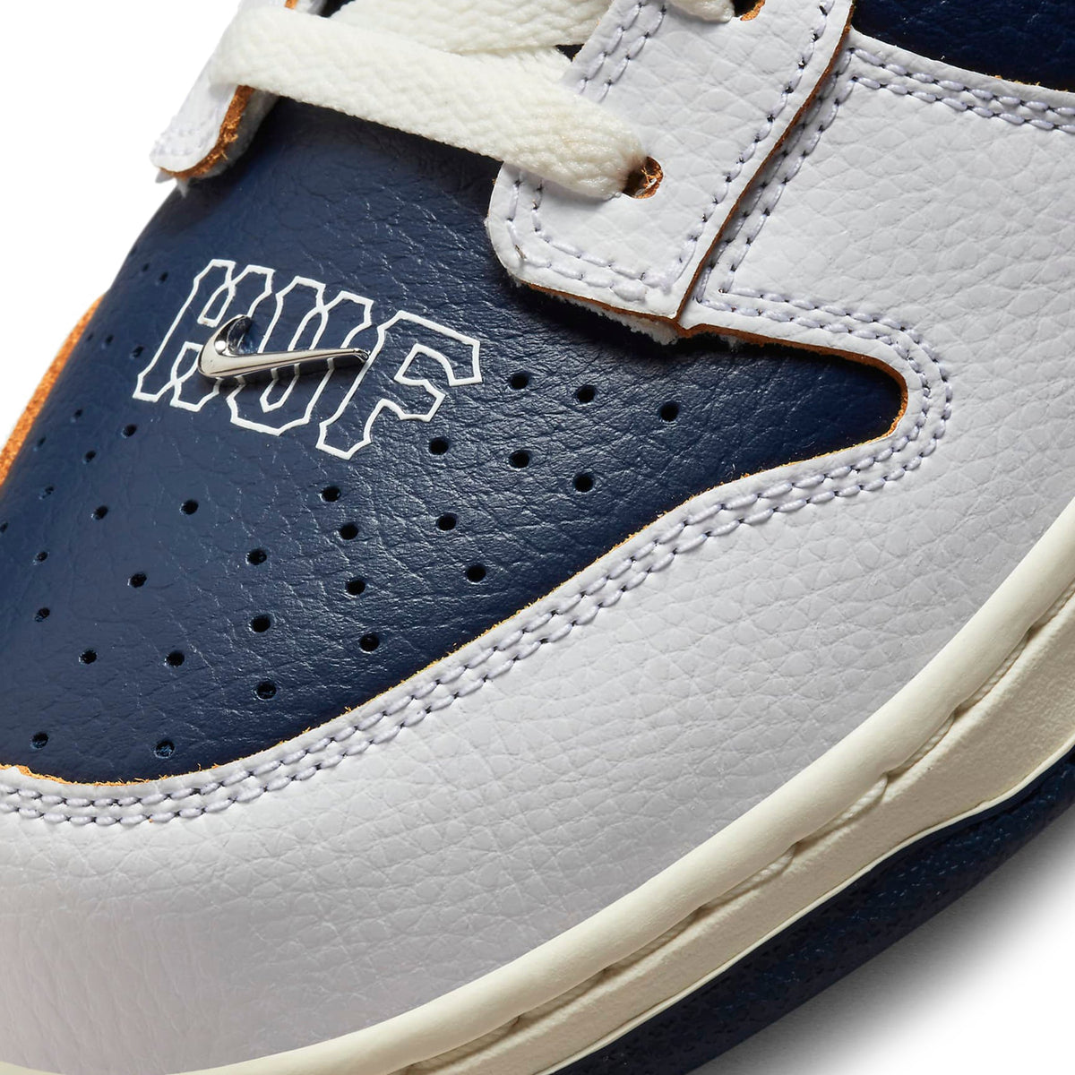 Nike x HUF SB Dunk Low New York City Sneakers - White